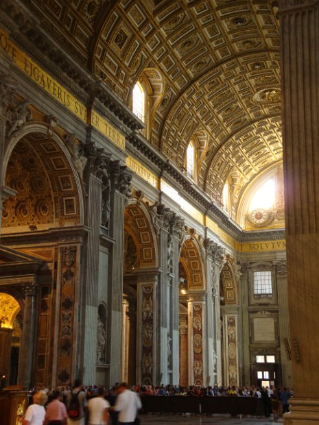 ROMA-DENTRO SAN PIETRO 2